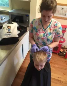 lice treatment and lice removal at home on child